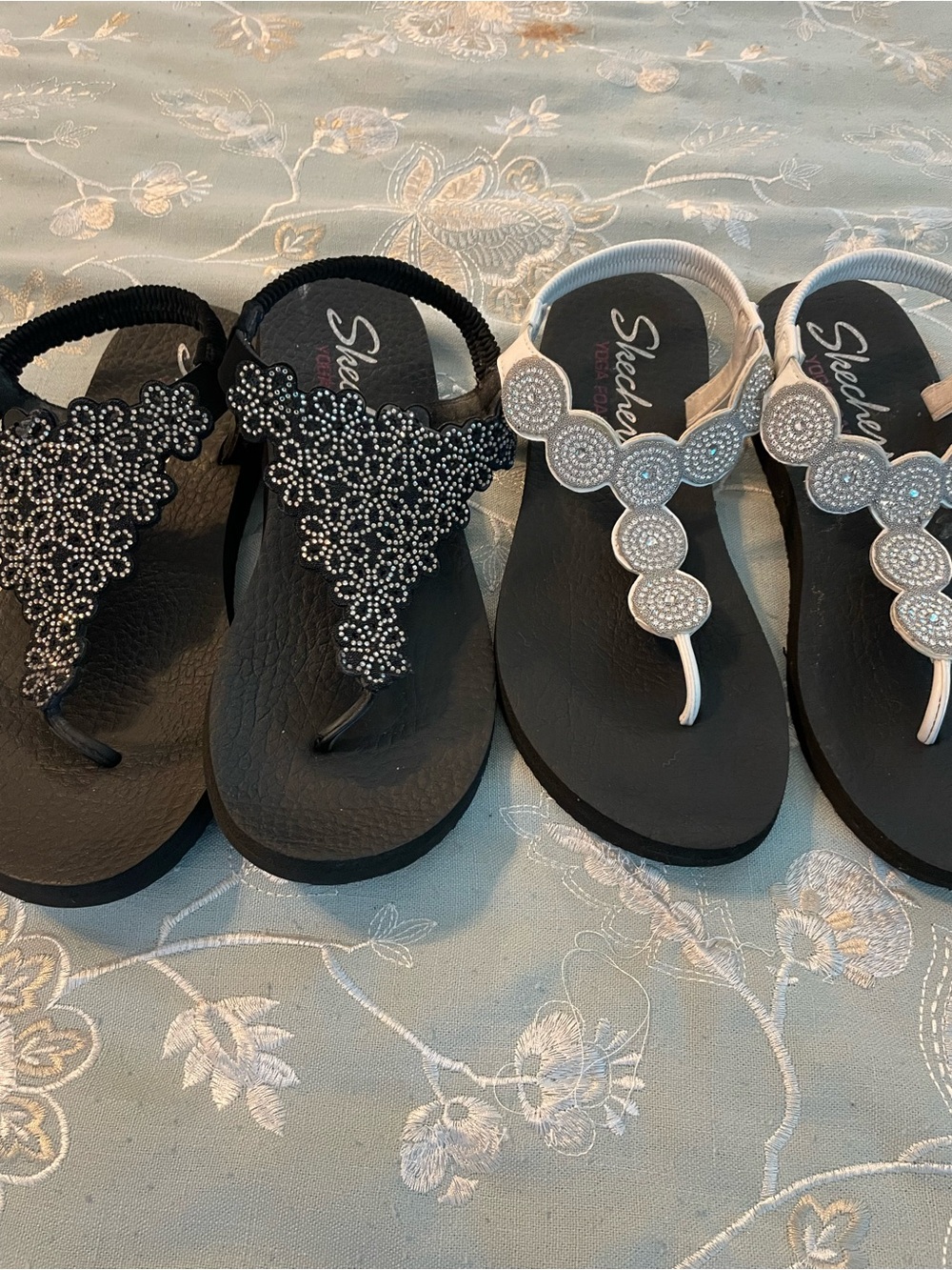 Two Pair Skechers Women's Jeweled Thong Sandals - Picture 4 of 7